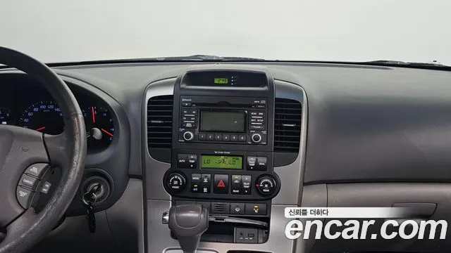 Kia Carnival 2012 thumb 12