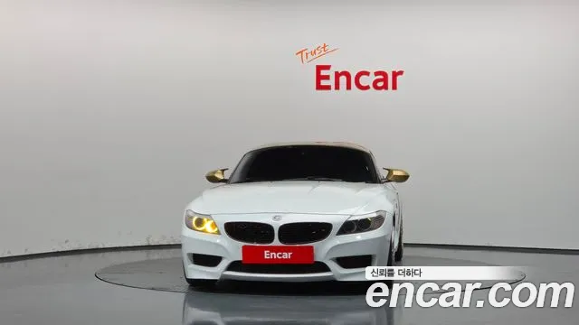 BMW Z4 2013 thumb 3