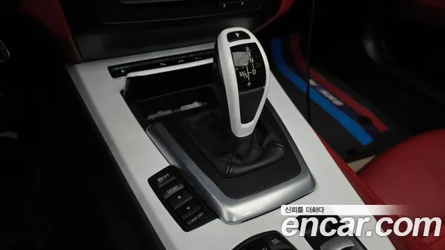 BMW Z4 2013 thumb 9