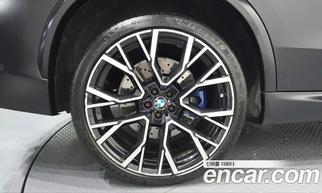 BMW X5M 2021 thumb 4