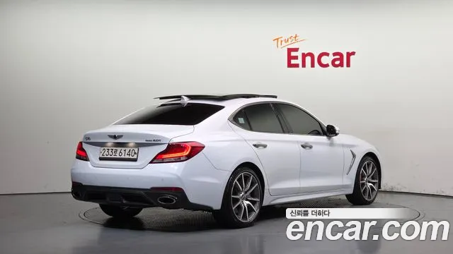 Genesis G70 2019 thumb 2