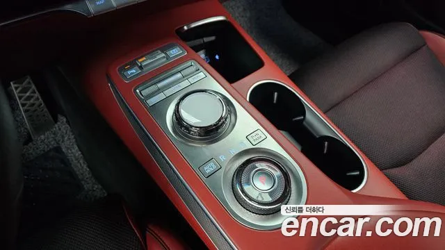 Genesis GV70 2023 thumb 8