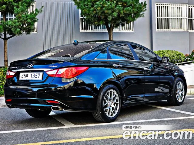 Hyundai Sonata 2010 thumb 6
