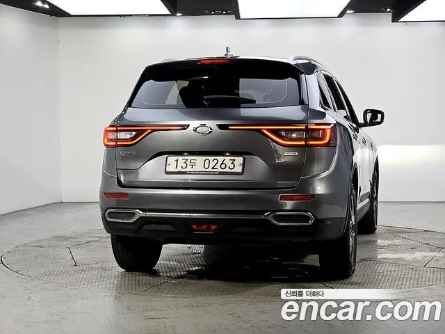 Renault-KoreaSamsung Koleos 2016 thumb 4