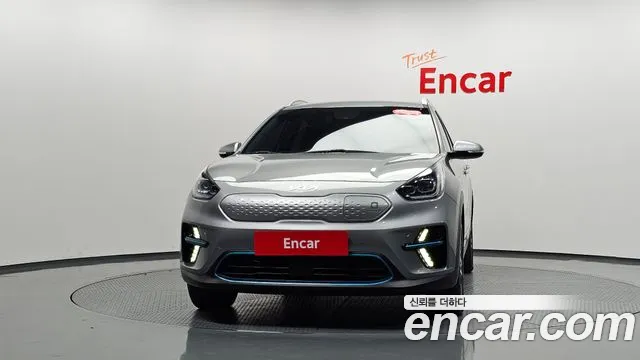 Kia Niro 2021 thumb 2