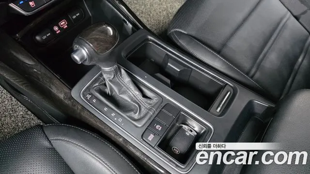 Kia Sorento 2016 thumb 9