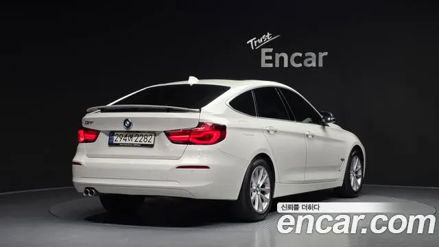 BMW Gran Turismo 2019 thumb 2