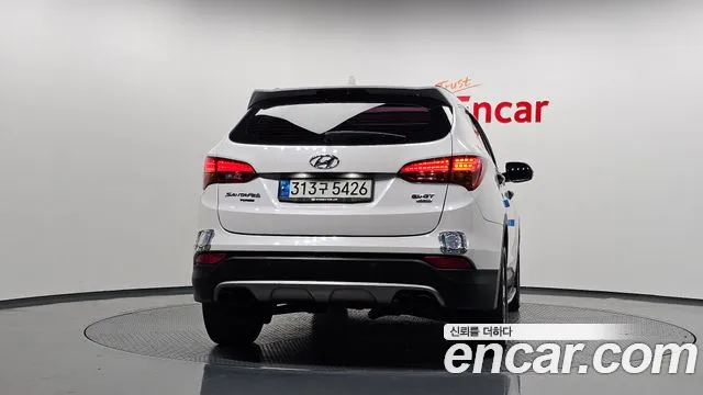 Hyundai Santa Fe 2015 thumb 4