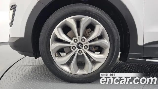 Hyundai Santa Fe 2015 thumb 5