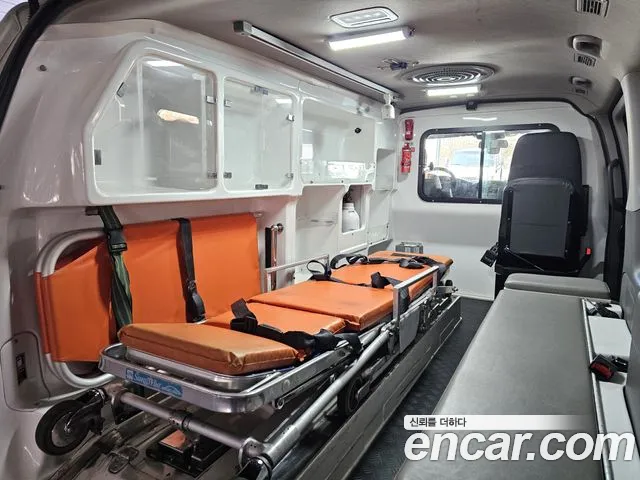 Hyundai Starex 2014 thumb 10