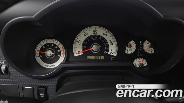 Toyota FJ Cruiser 2014 thumb 8