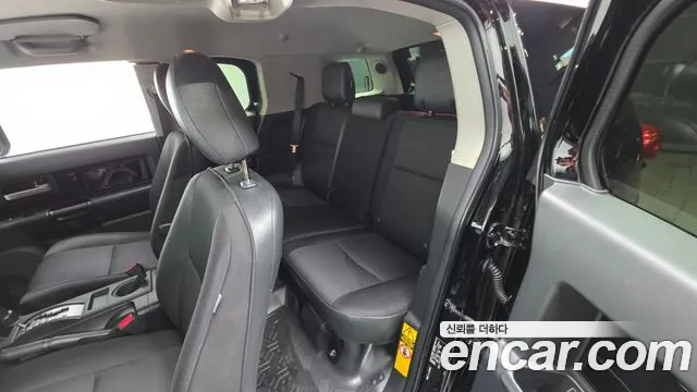 Toyota FJ Cruiser 2014 thumb 12