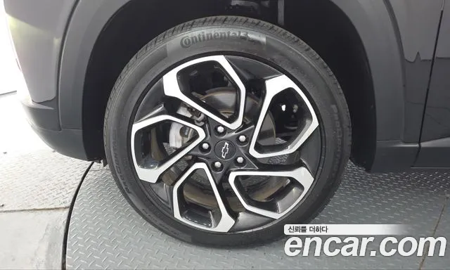 ChevroletGMDaewoo Tracker 2023 thumb 5