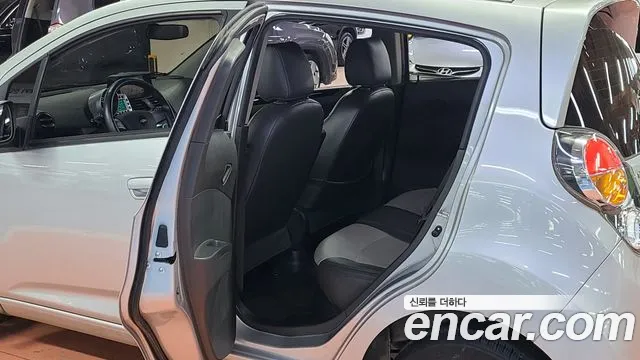 ChevroletGMDaewoo Spark 2012 thumb 10