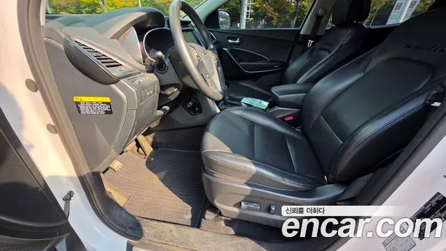 Hyundai Santa Fe 2016 thumb 10