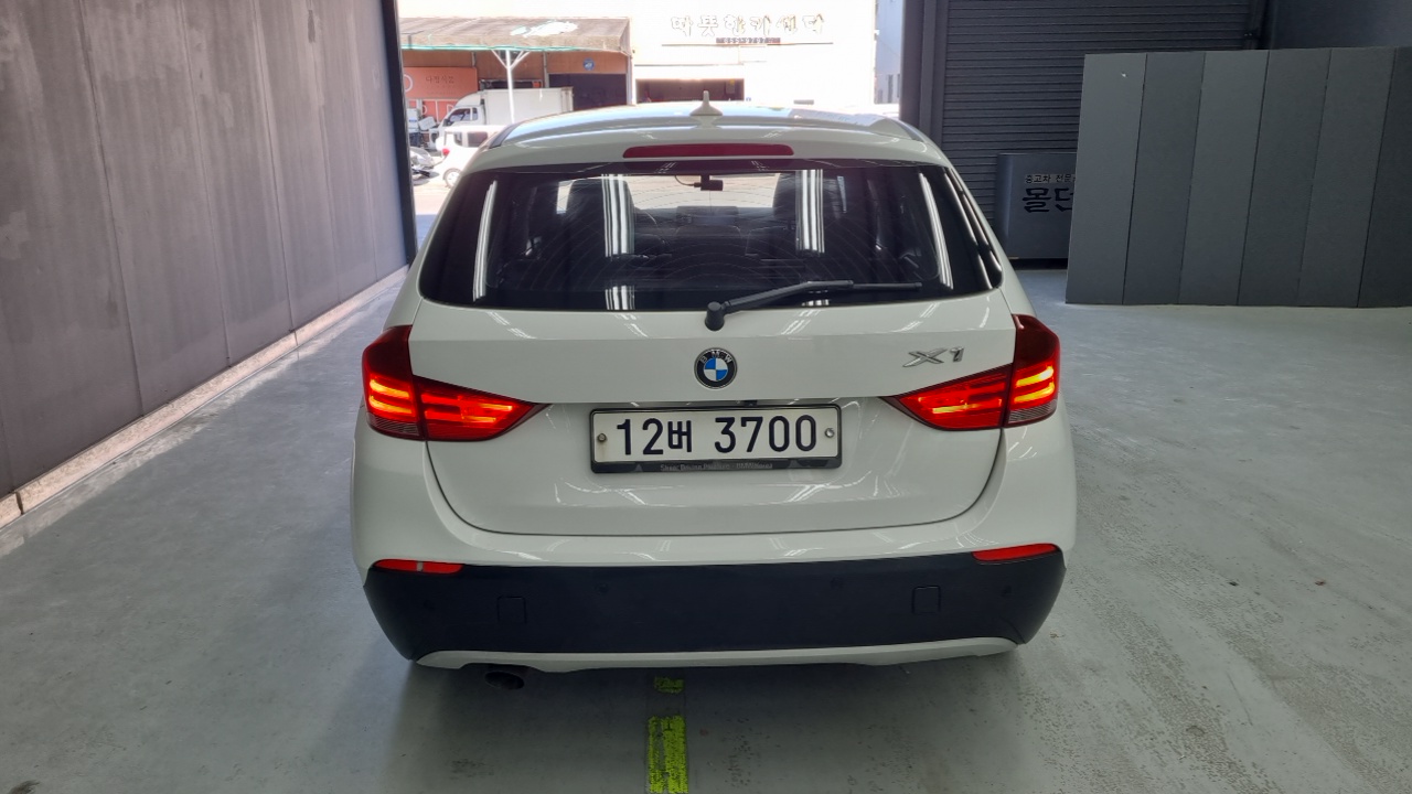 BMW X1 2010 thumb 4