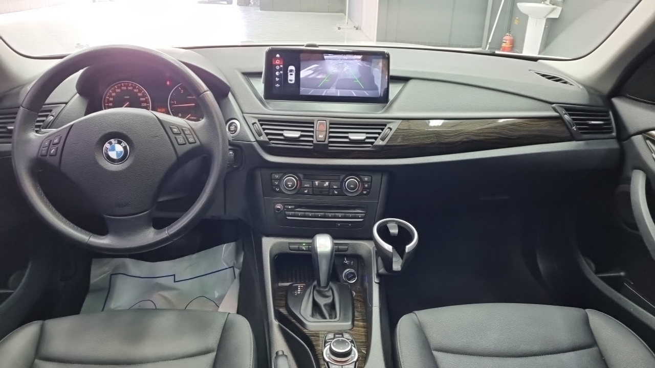 BMW X1 2010 thumb 7