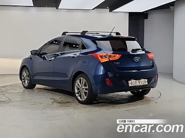 Hyundai i30 2015 thumb 3