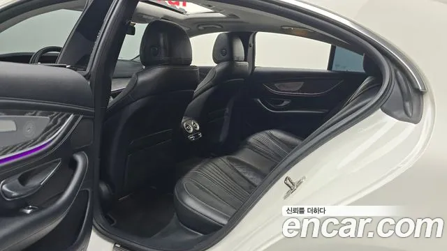 Mercedes-Benz CLS-Class 2019 thumb 11