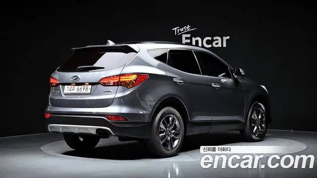 Hyundai Santa Fe 2014 thumb 2