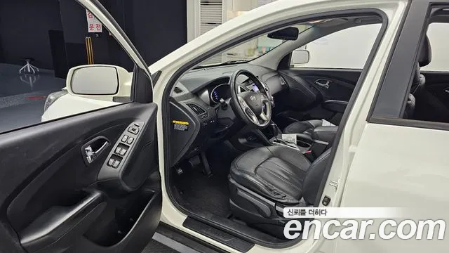 Hyundai Tucson 2012 thumb 9
