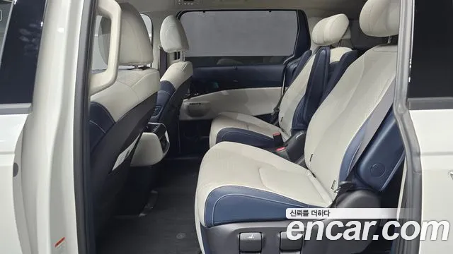 Kia Carnival 2024 thumb 12