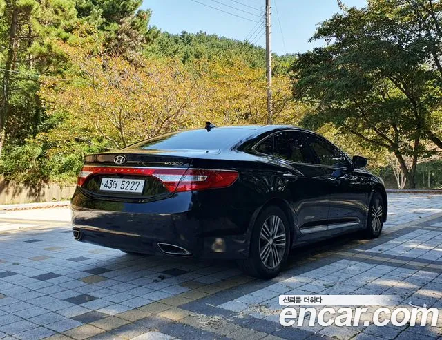 Hyundai Grandeur 2013 thumb 2
