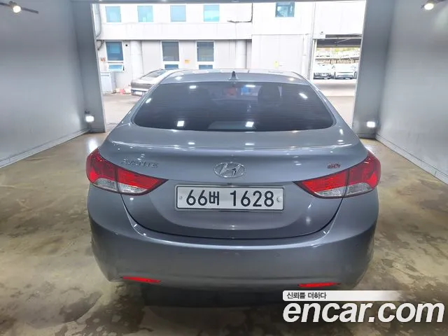 Hyundai Avante 2012 thumb 4