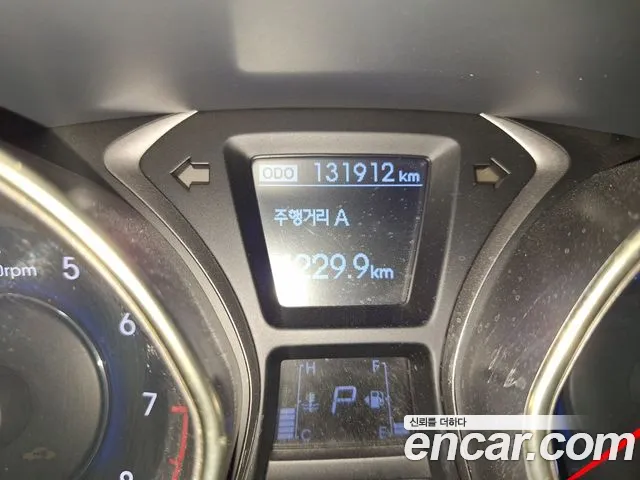 Hyundai Avante 2012 thumb 8