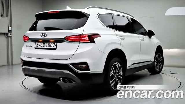 Hyundai Santa Fe 2019 thumb 4