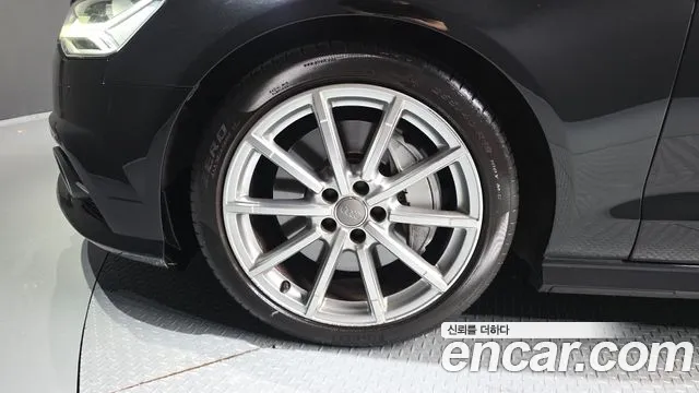 Audi A6 2015 thumb 5