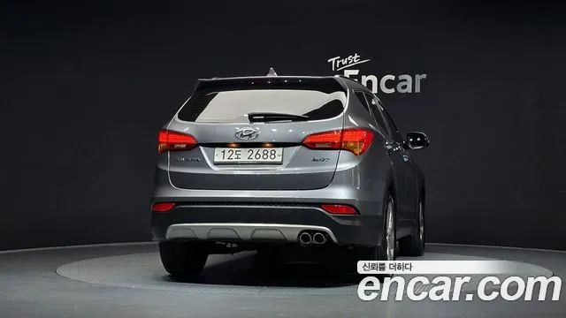 Hyundai Santa Fe 2014 thumb 4