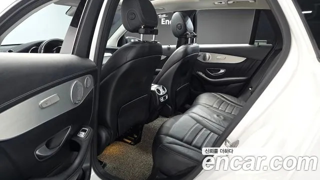 Mercedes-Benz GLC 2018 thumb 11