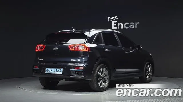 Kia Niro 2019 thumb 2