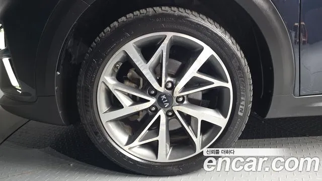 Kia Niro 2019 thumb 5