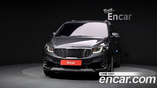 Kia Carnival 2017 thumb 3