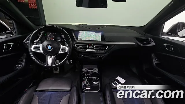 BMW 1-Series 2023 thumb 7