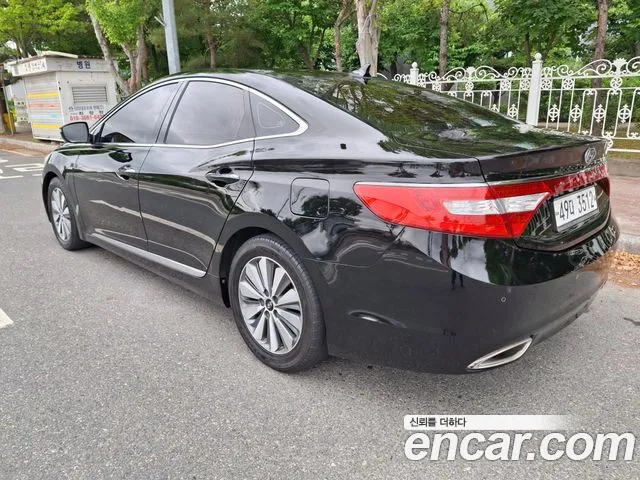 Hyundai Grandeur 2015 thumb 3