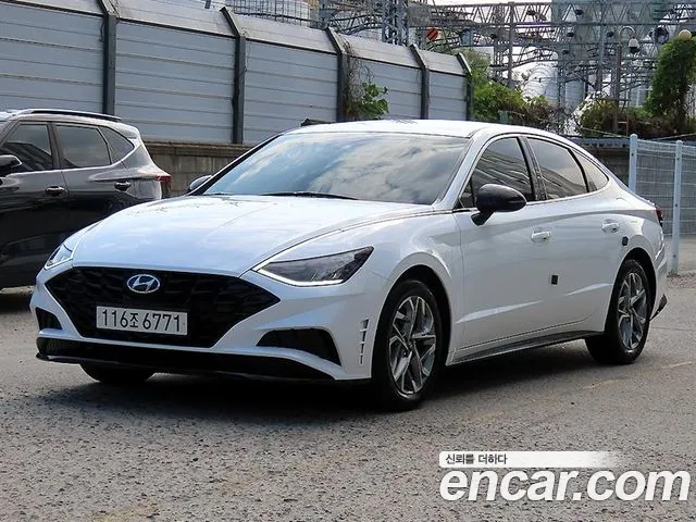 Hyundai Sonata 2023 thumb 2