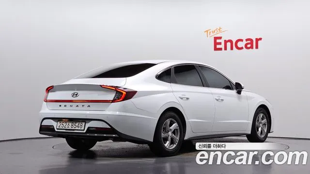 Hyundai Sonata 2022 thumb 2