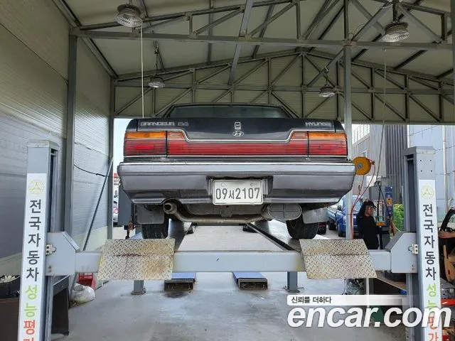 Hyundai Grandeur 1992 thumb 2