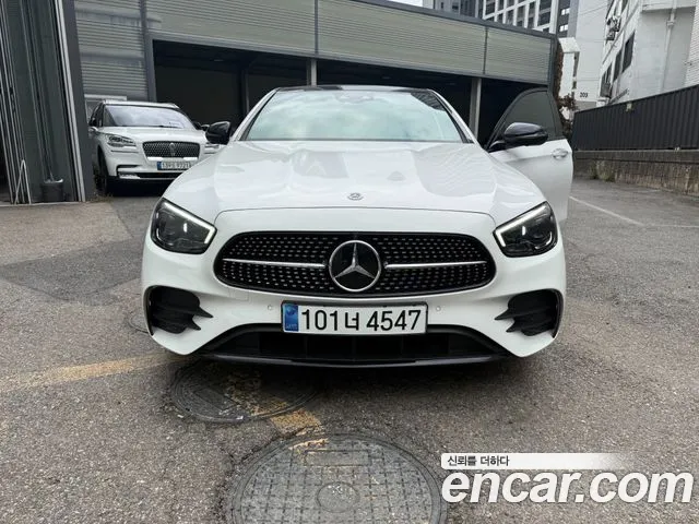 Mercedes-Benz E-Класс 2023 thumb 3