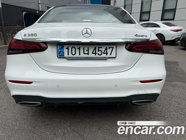 Mercedes-Benz E-Класс 2023 thumb 4