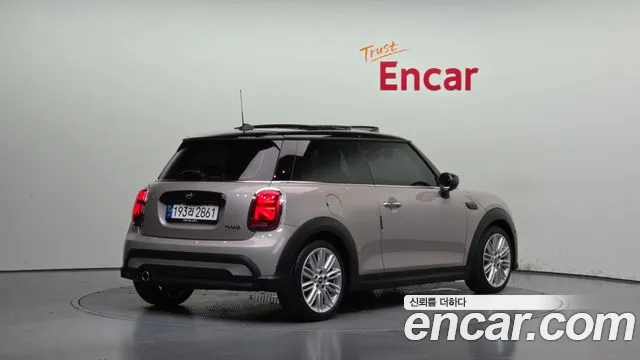 MINI Hatch 2023 thumb 2