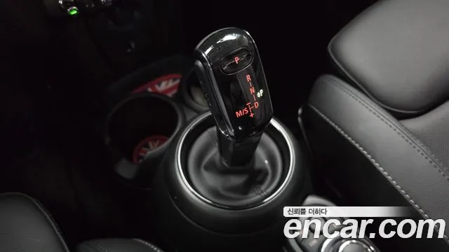 MINI Hatch 2023 thumb 9