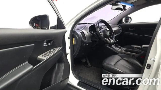 Kia Sportage 2013 thumb 10
