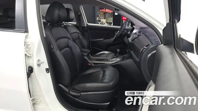 Kia Sportage 2013 thumb 11