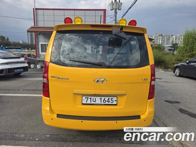 Hyundai Starex 2018 thumb 4