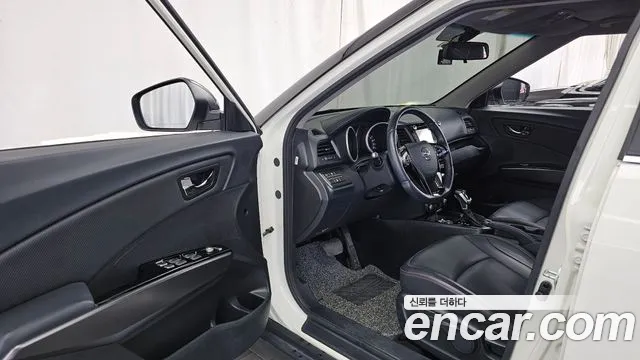 KG_Mobility_Ssangyong TIBOLI 2019 thumb 10