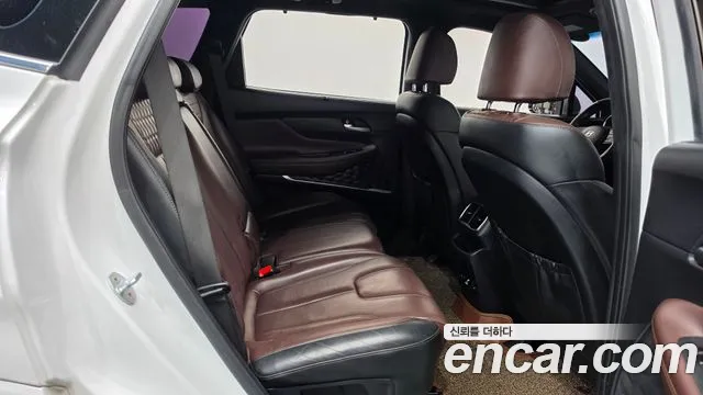 Hyundai Santa Fe 2018 thumb 11